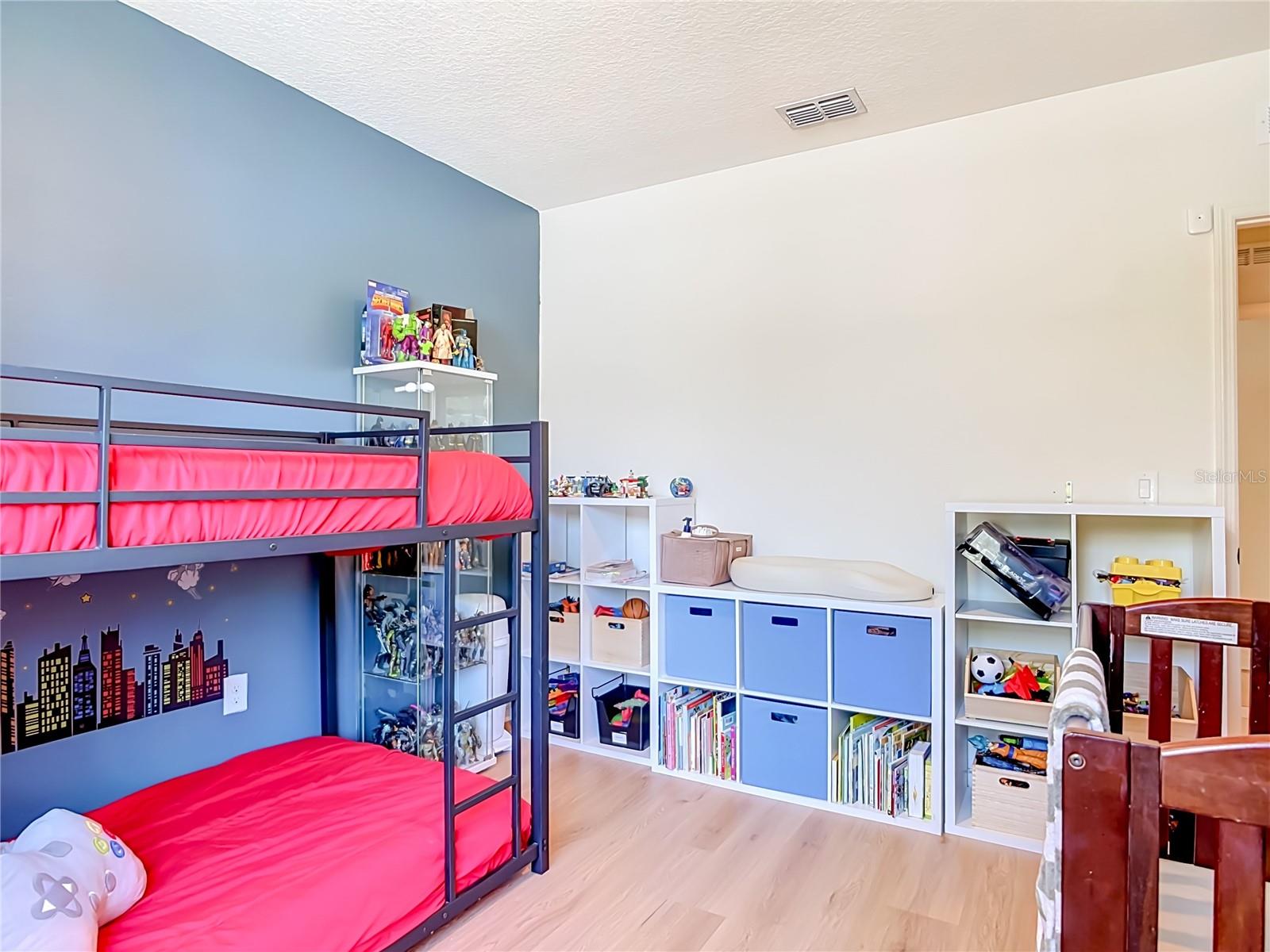 VICTORIA OAKS PH A - Residential