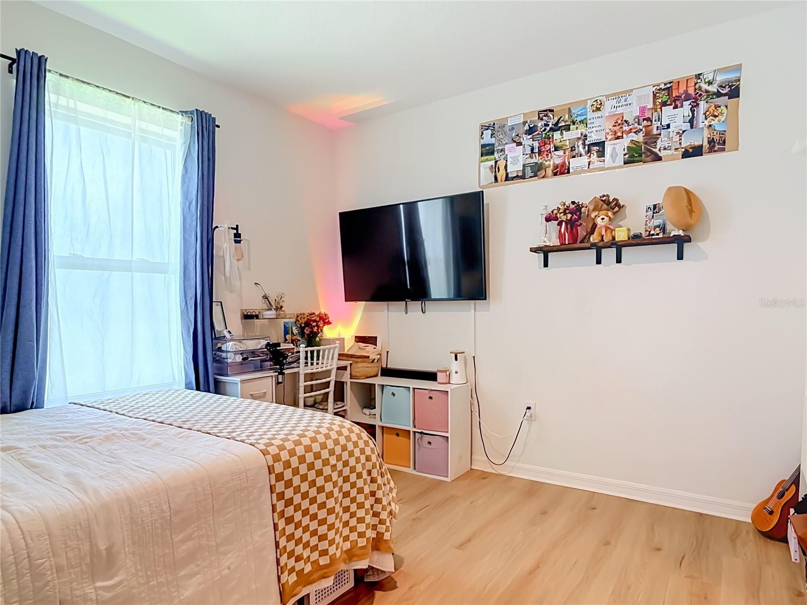 VICTORIA OAKS PH A - Residential