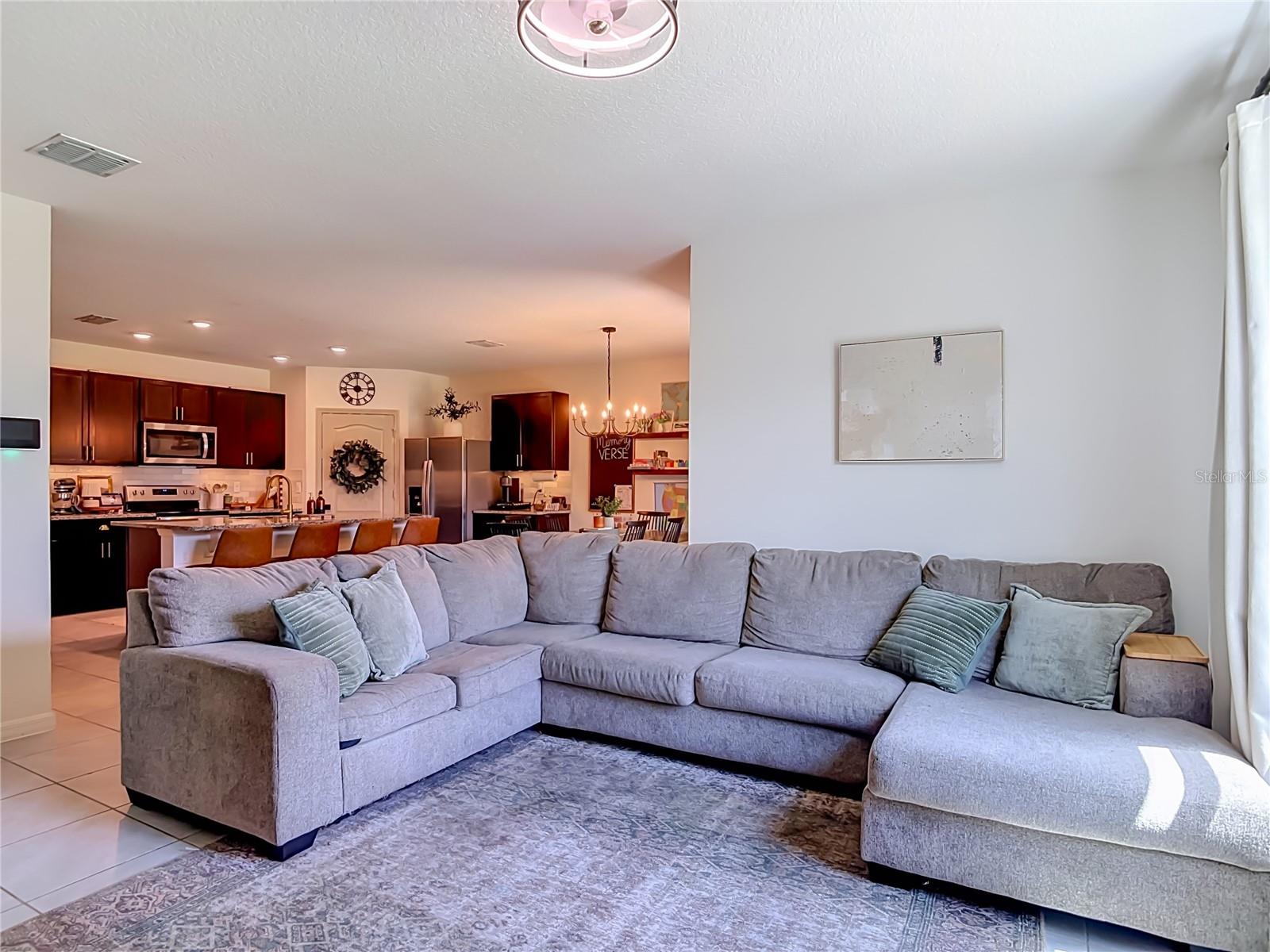 VICTORIA OAKS PH A - Residential