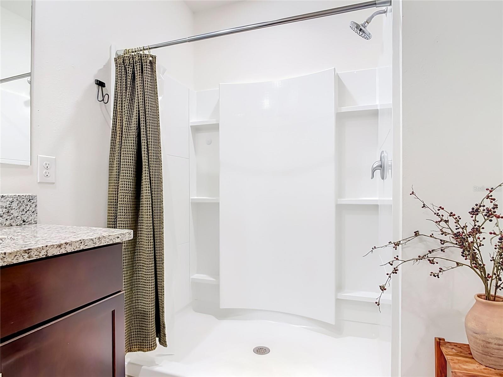 VICTORIA OAKS PH A - Residential