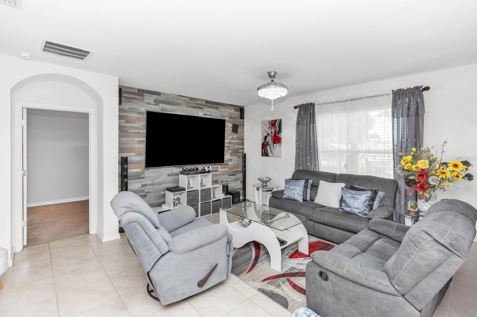 DELTONA LAKES UNIT 41 - Residential