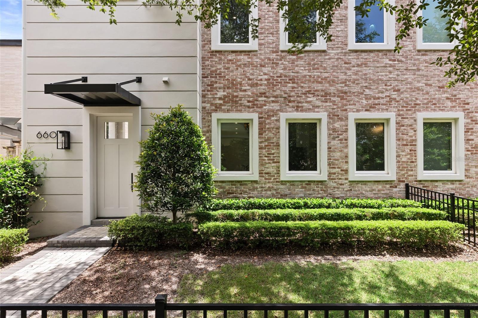 MORSE & PENNSYLVANIA TWNHMS - Residential