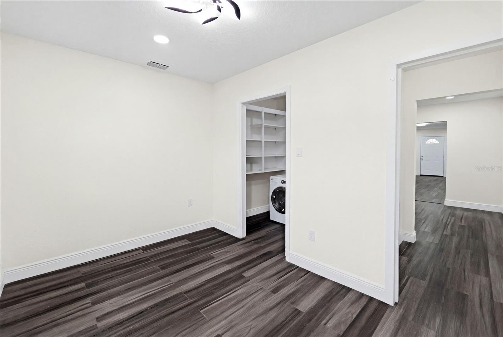 GATEWAY SUB - Residential