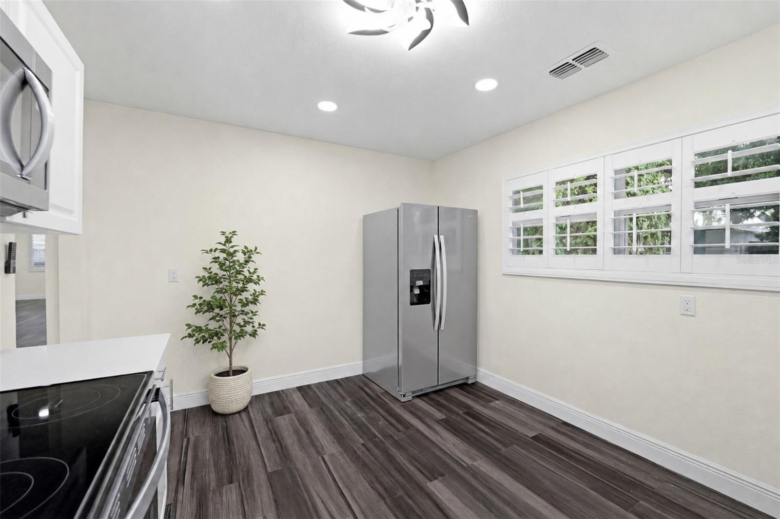 GATEWAY SUB - Residential