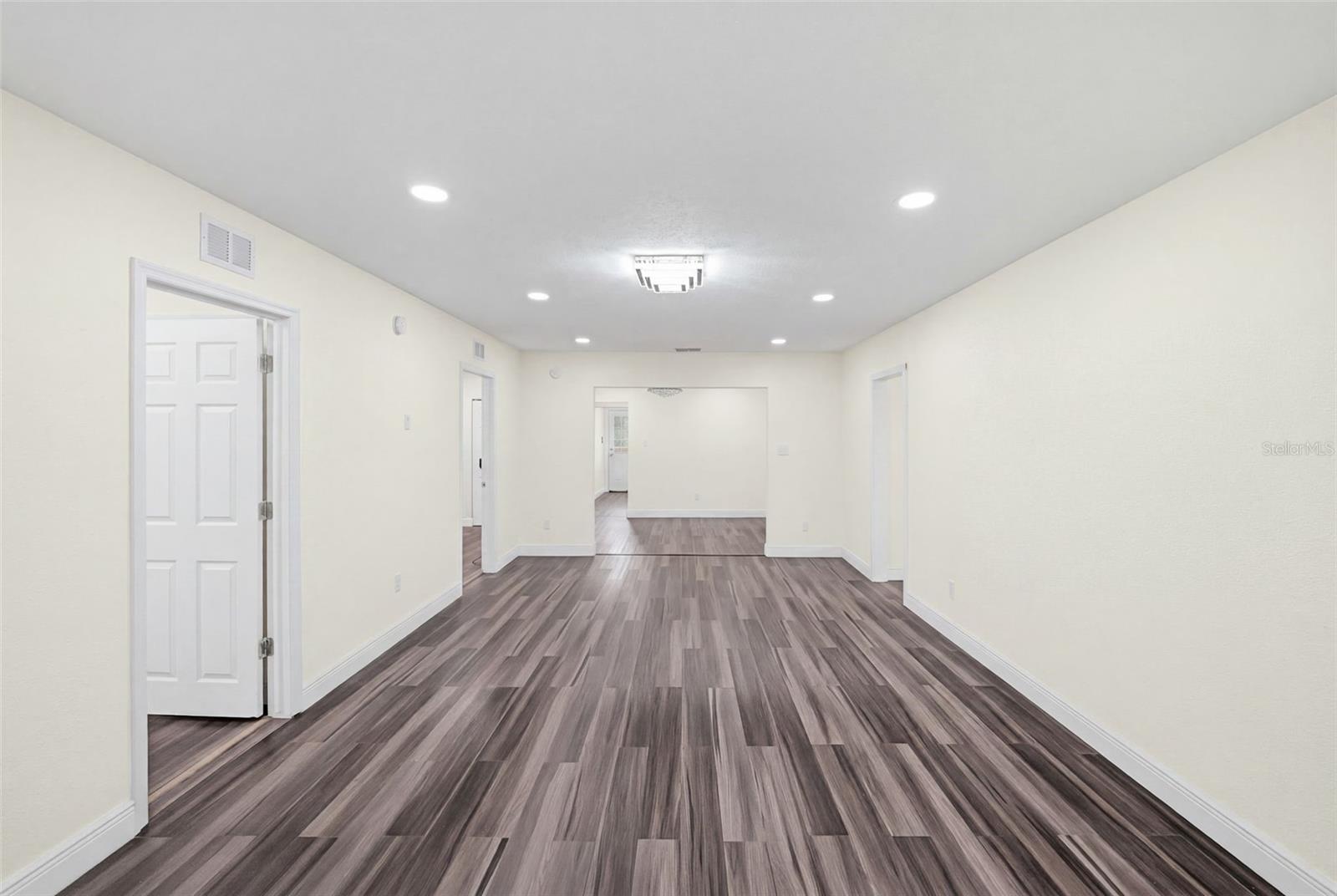 GATEWAY SUB - Residential