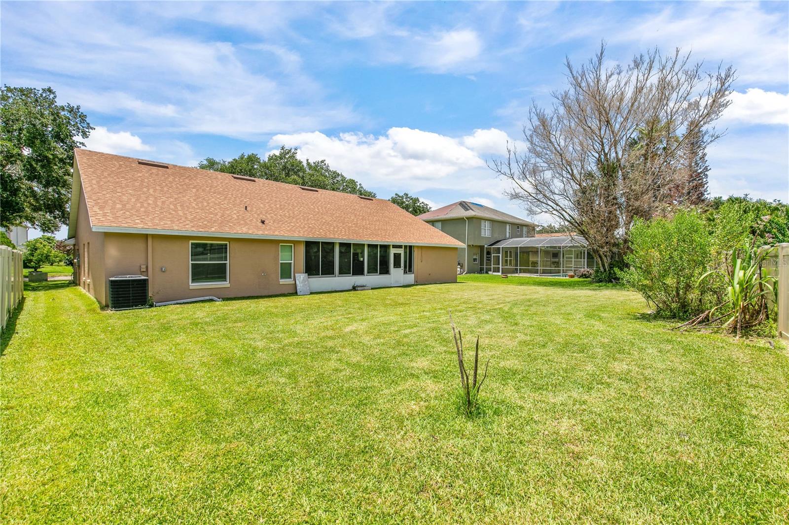 HUNTERS CREEK - Residential