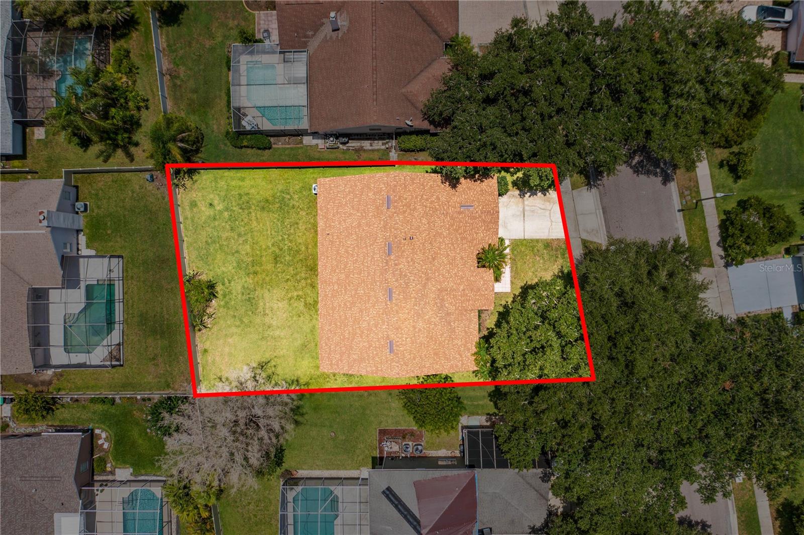 HUNTERS CREEK - Residential