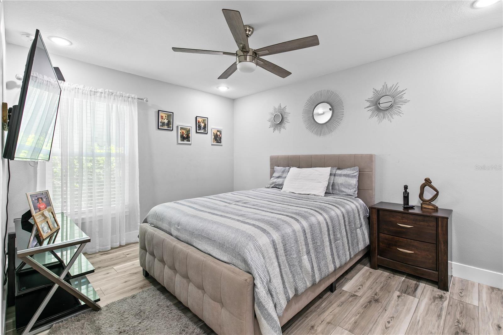 HUNTERS CREEK - Residential