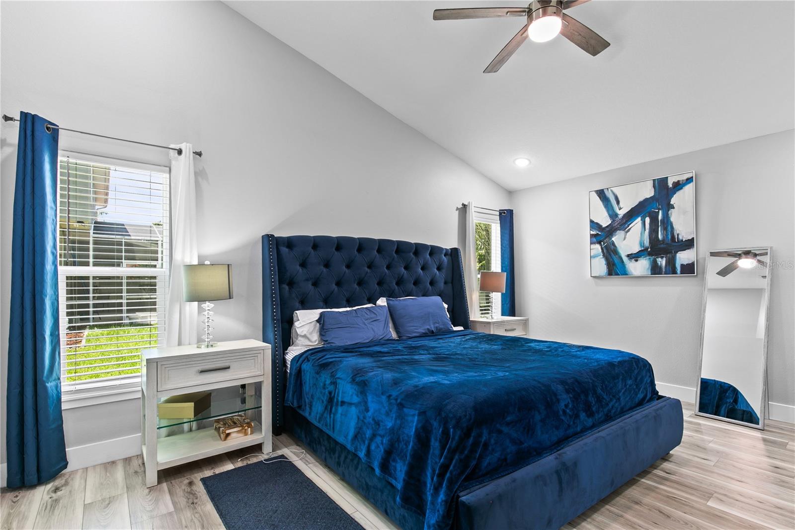 HUNTERS CREEK - Residential