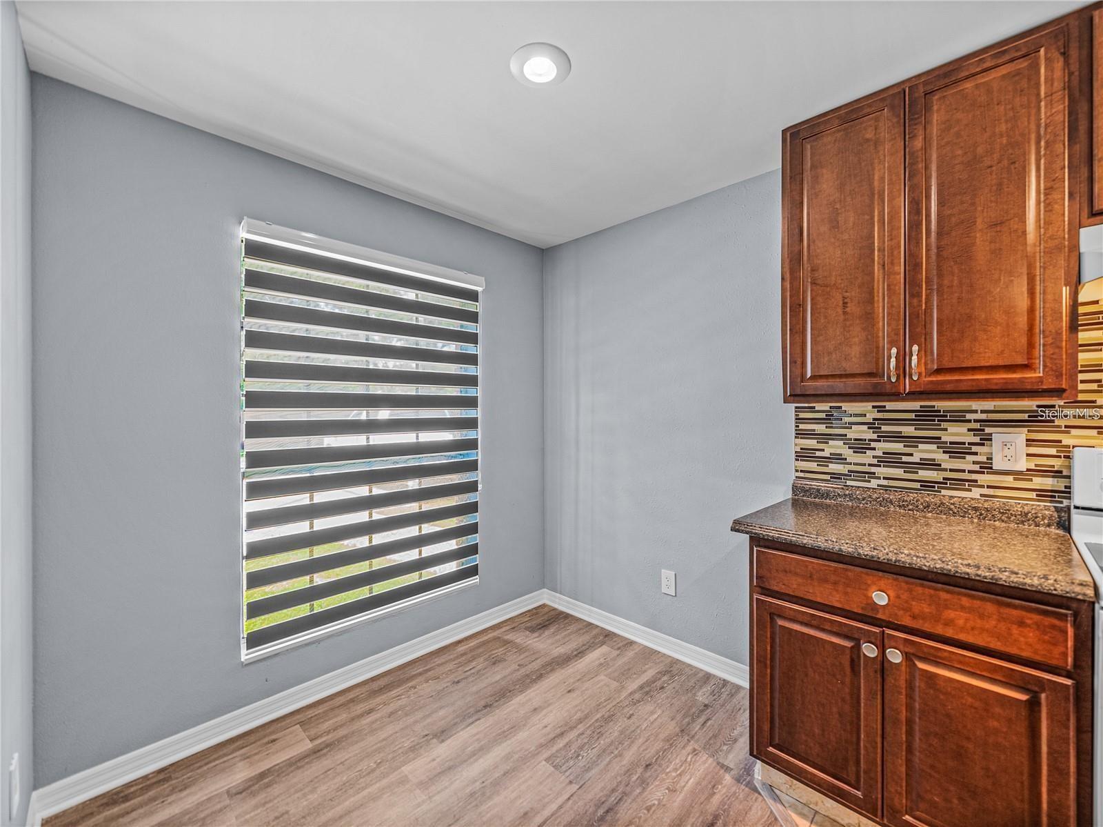 THE GRAND RESERVE CONDO - Residential Lease