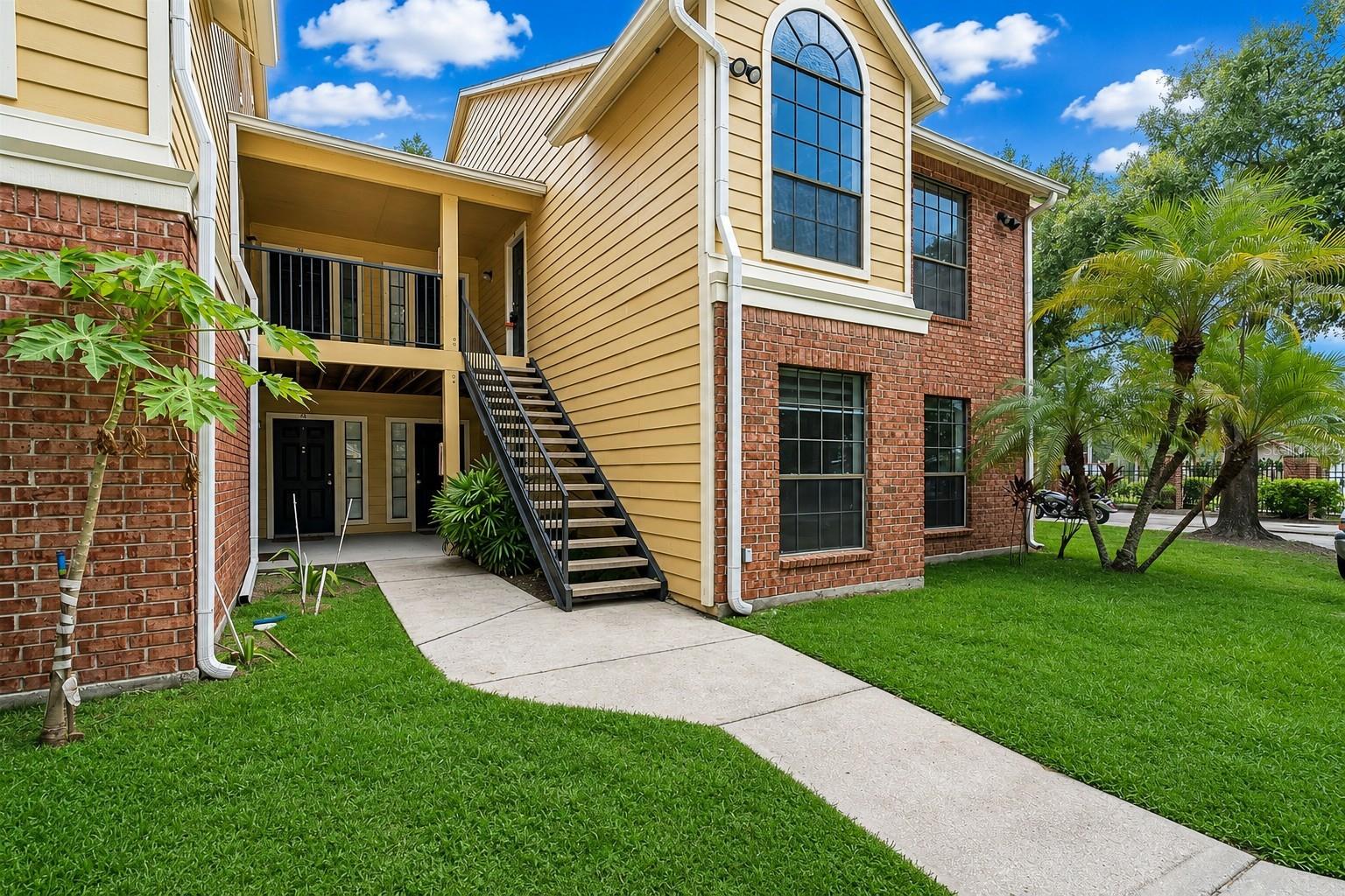 THE GRAND RESERVE CONDO - Residential Lease