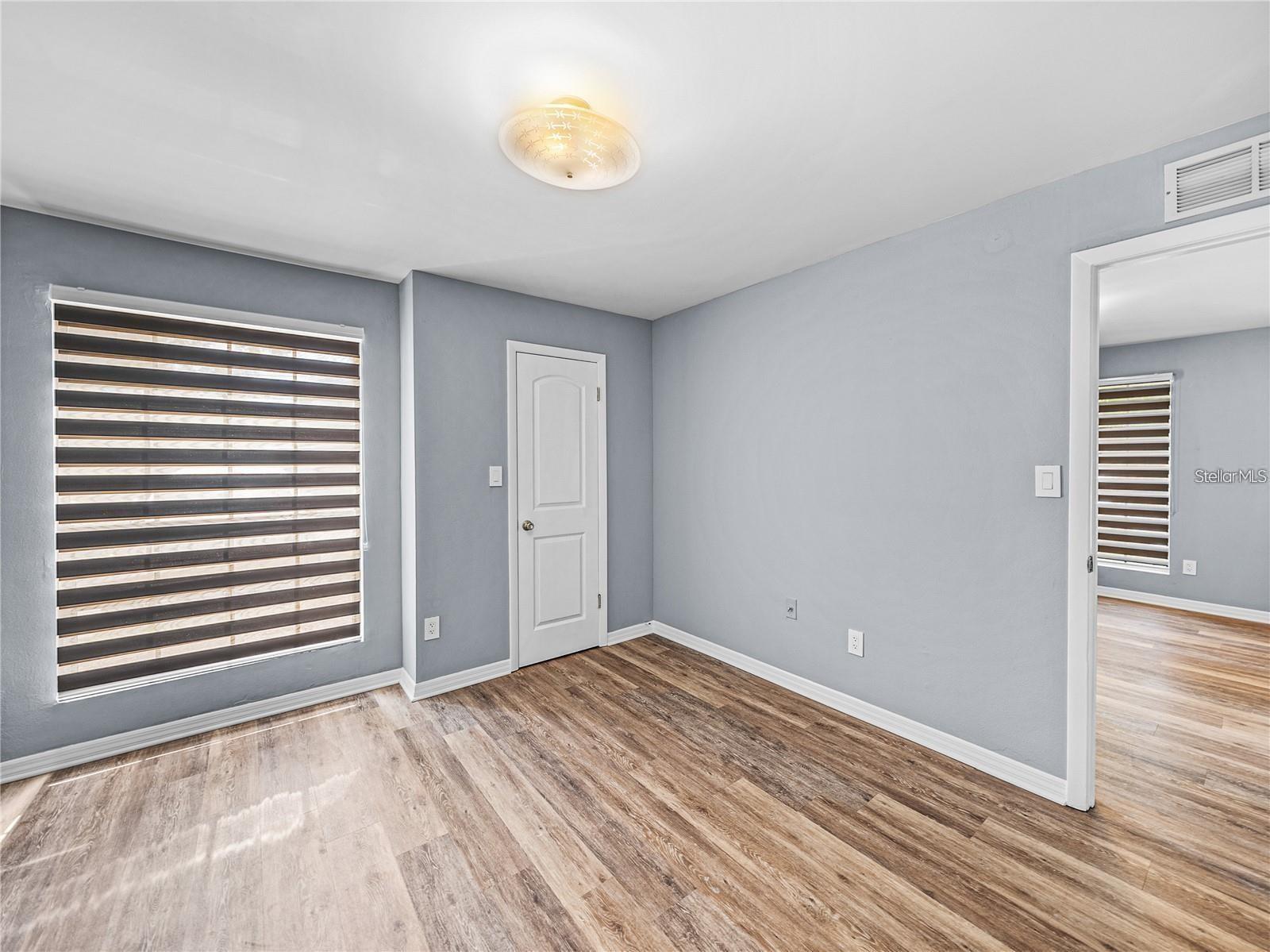 THE GRAND RESERVE CONDO - Residential Lease