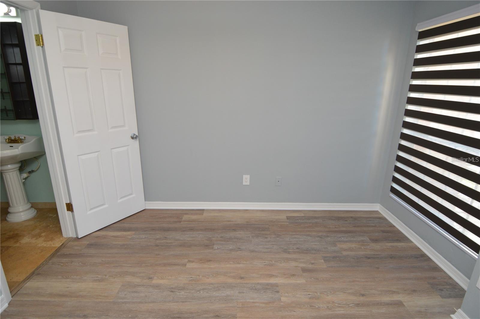 THE GRAND RESERVE CONDO - Residential Lease