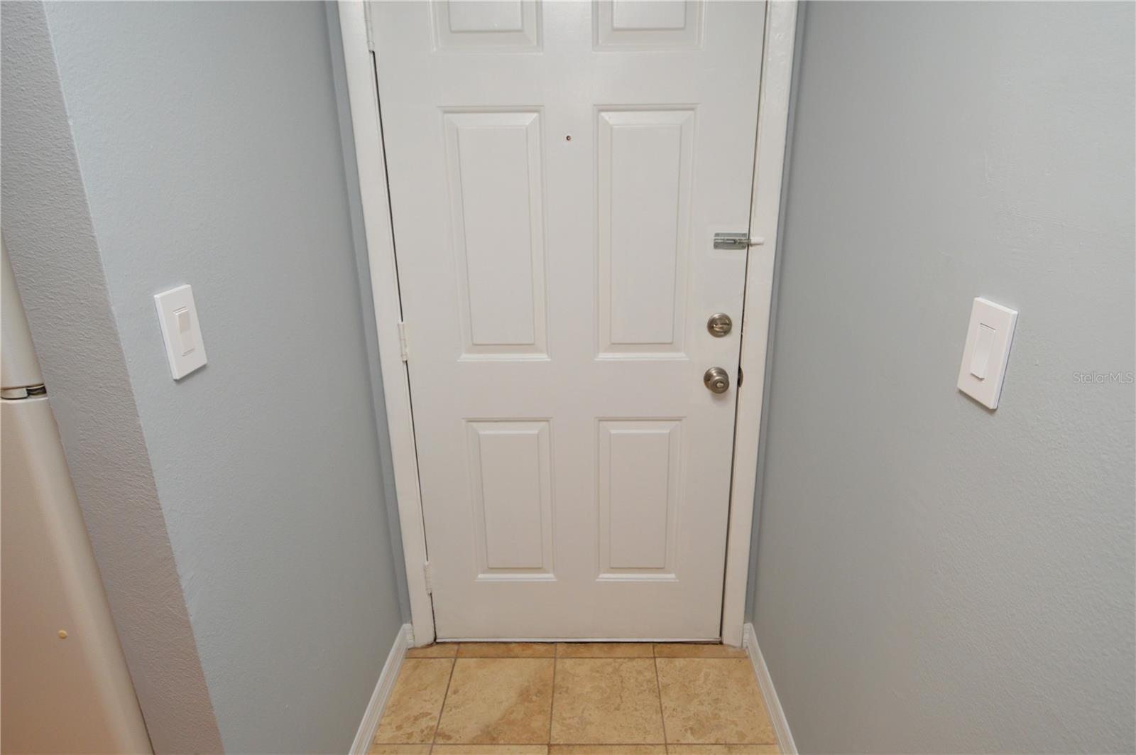 THE GRAND RESERVE CONDO - Residential Lease