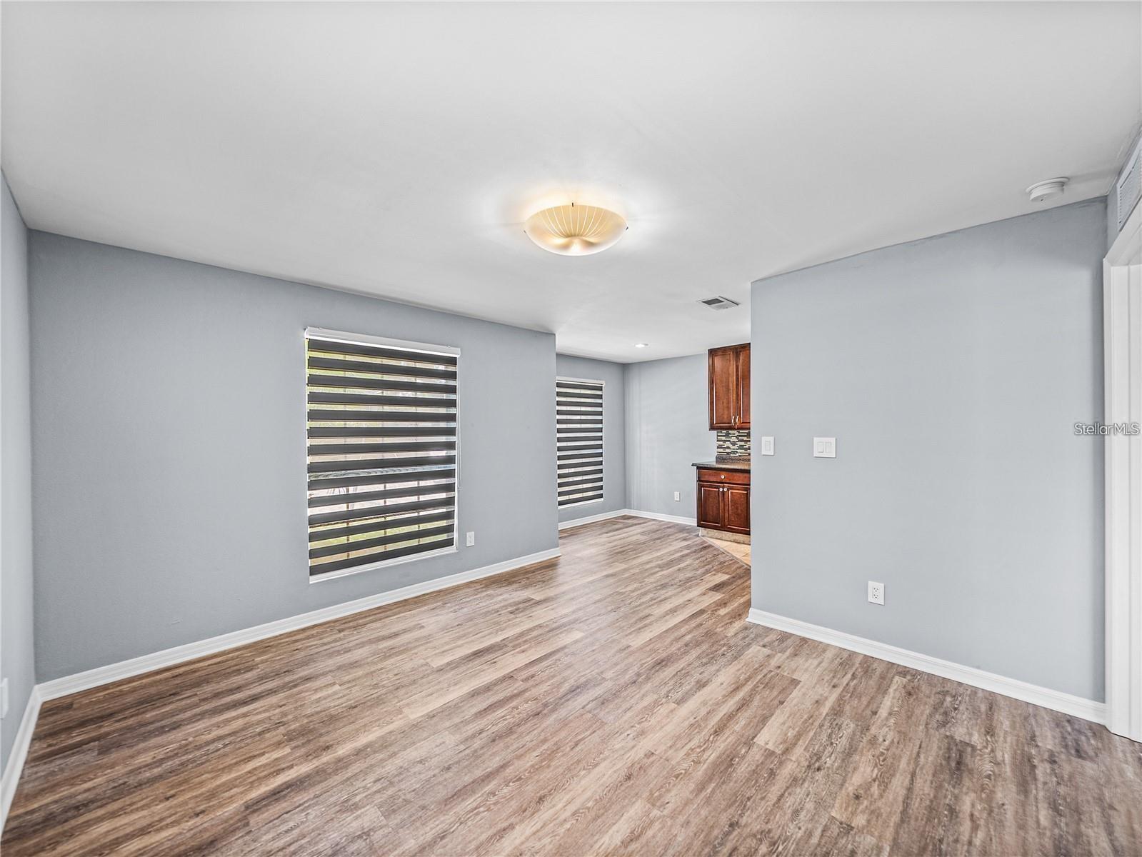 THE GRAND RESERVE CONDO - Residential Lease