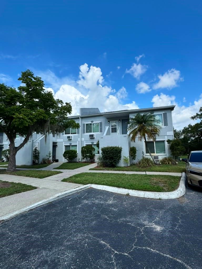 WATERSIDE CONDO II - Residential