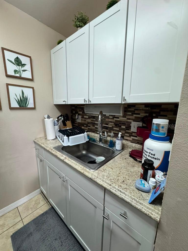 WATERSIDE CONDO II - Residential