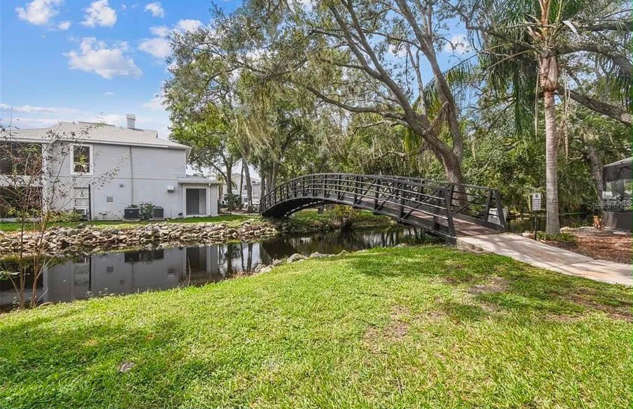 WATERSIDE CONDO II - Residential