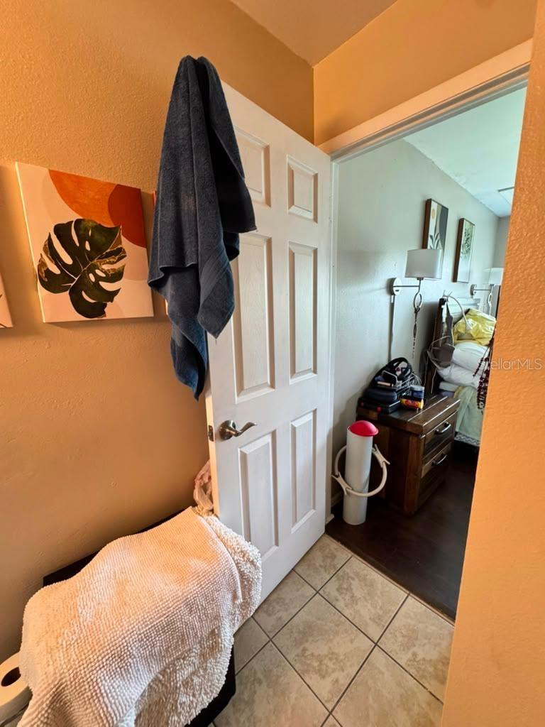 WATERSIDE CONDO II - Residential
