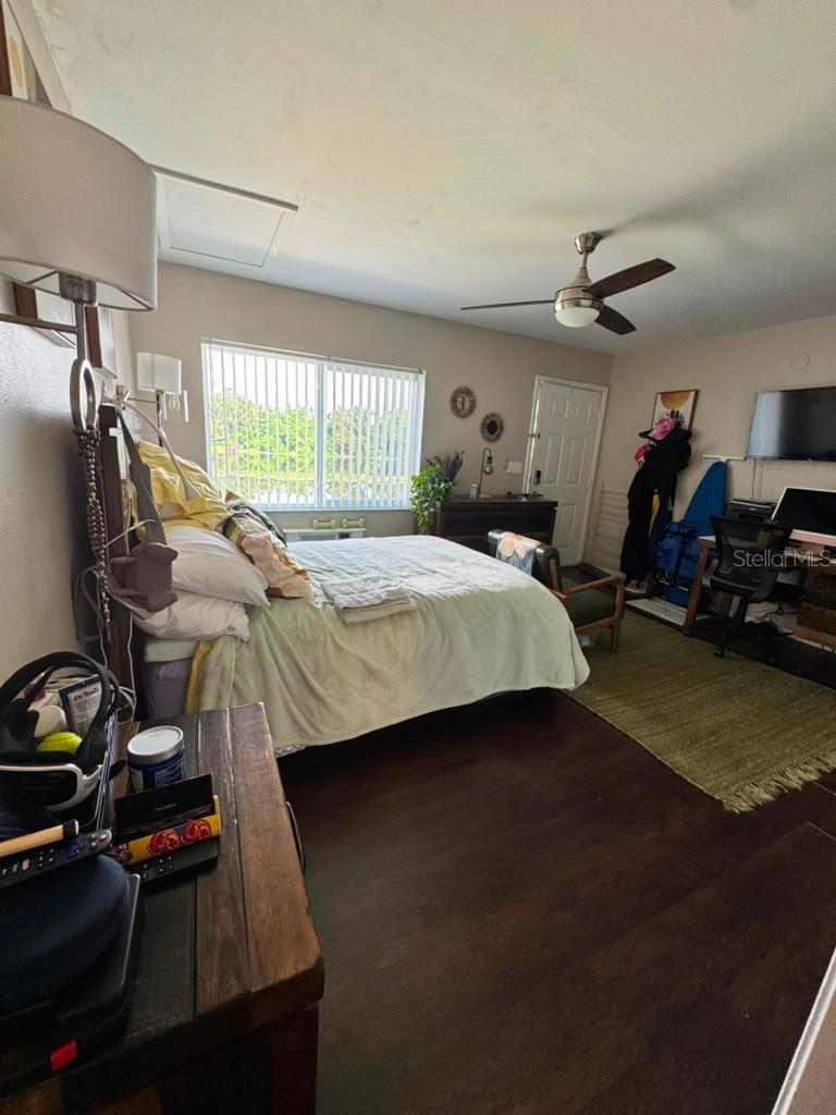 WATERSIDE CONDO II - Residential