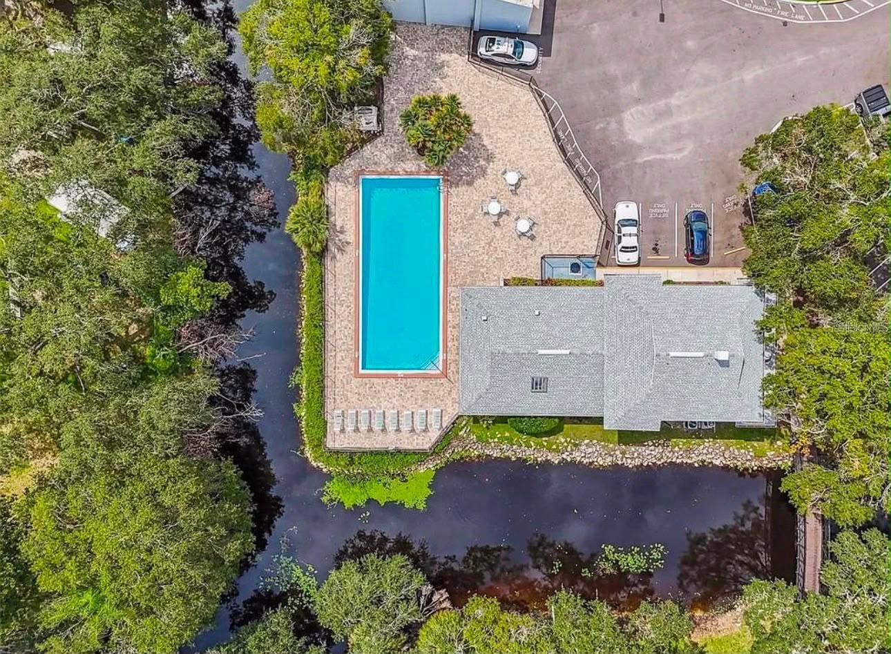 WATERSIDE CONDO II - Residential