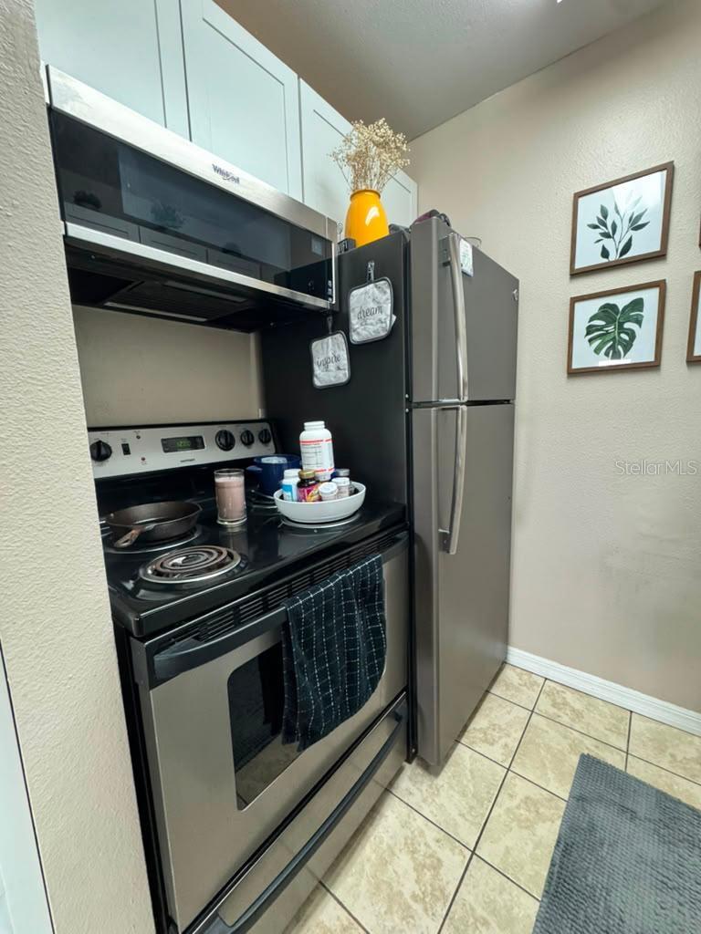 WATERSIDE CONDO II - Residential