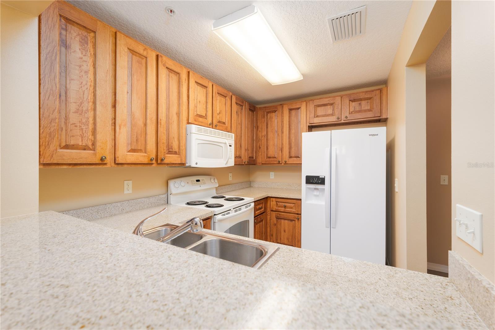 SPORTSMANS LODGE - Residential