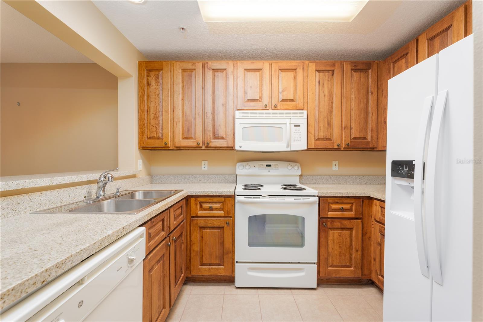 SPORTSMANS LODGE - Residential