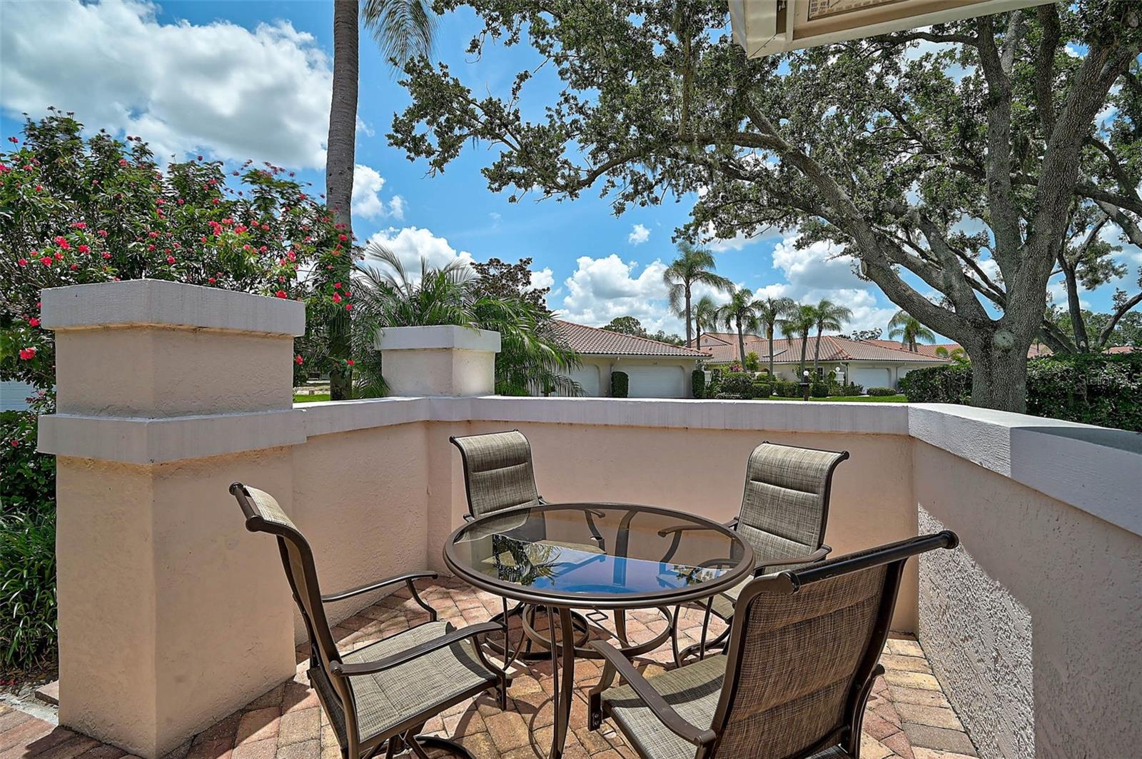 GOLF POINTE AT PALM-AIRE CC SEC III - Residential