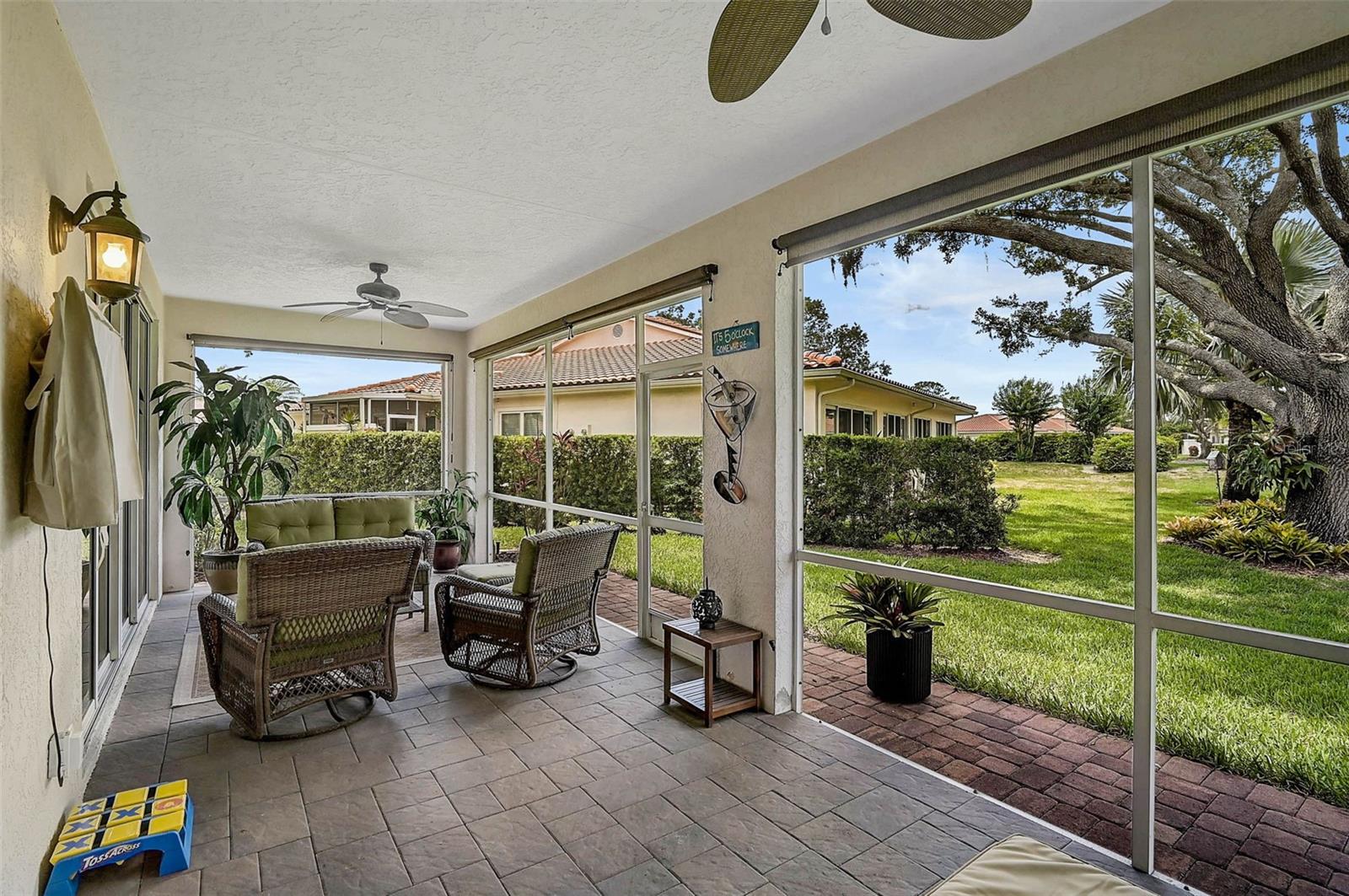 GOLF POINTE AT PALM-AIRE CC SEC III - Residential