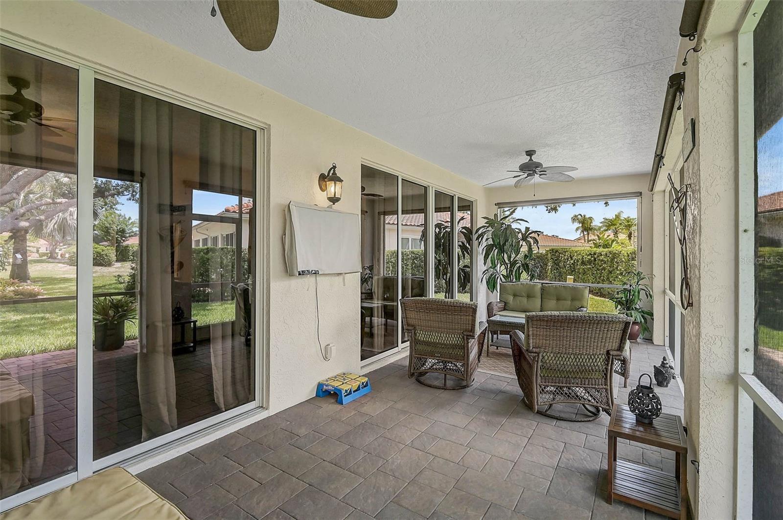 GOLF POINTE AT PALM-AIRE CC SEC III - Residential