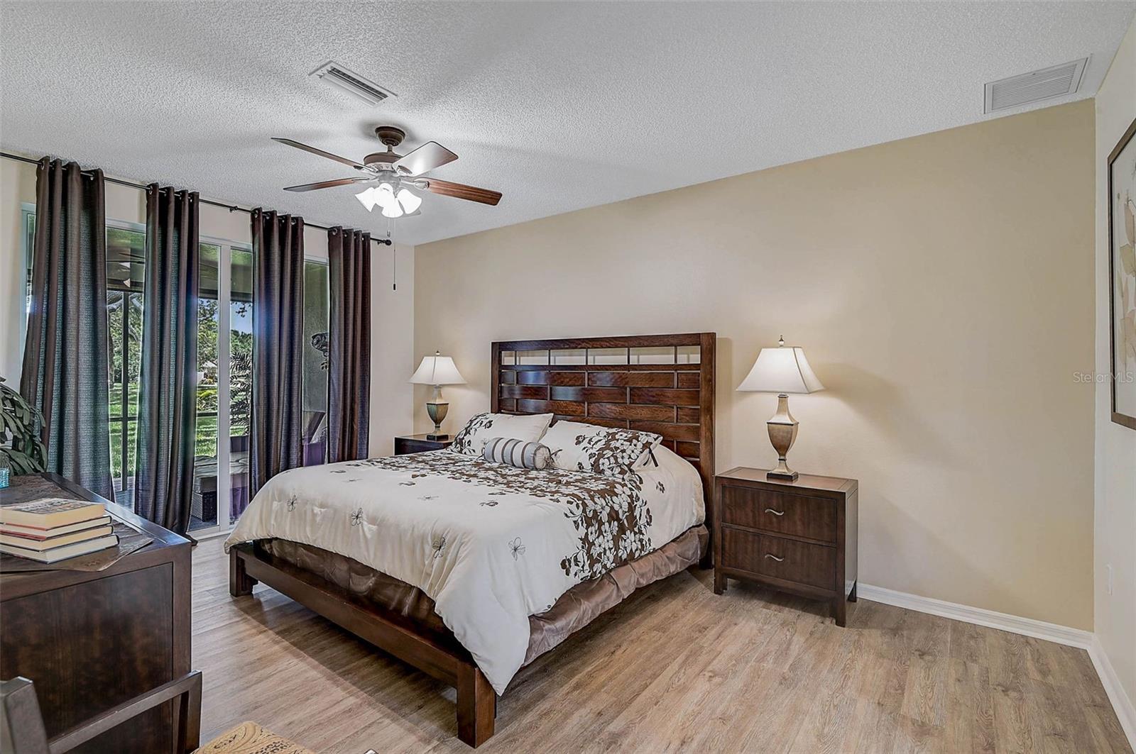 GOLF POINTE AT PALM-AIRE CC SEC III - Residential