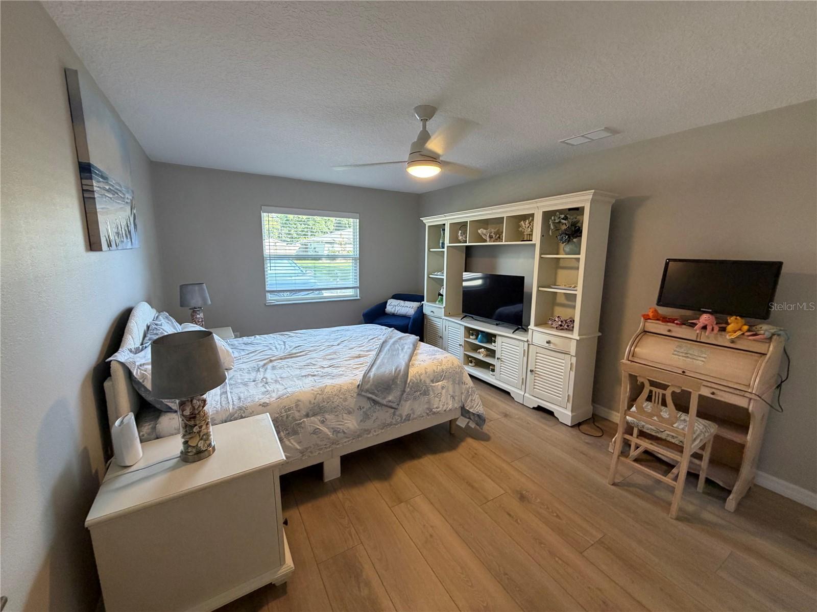 BRENTWOOD ESTATES - Residential Lease