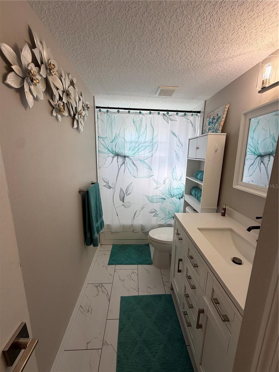 BRENTWOOD ESTATES - Residential Lease