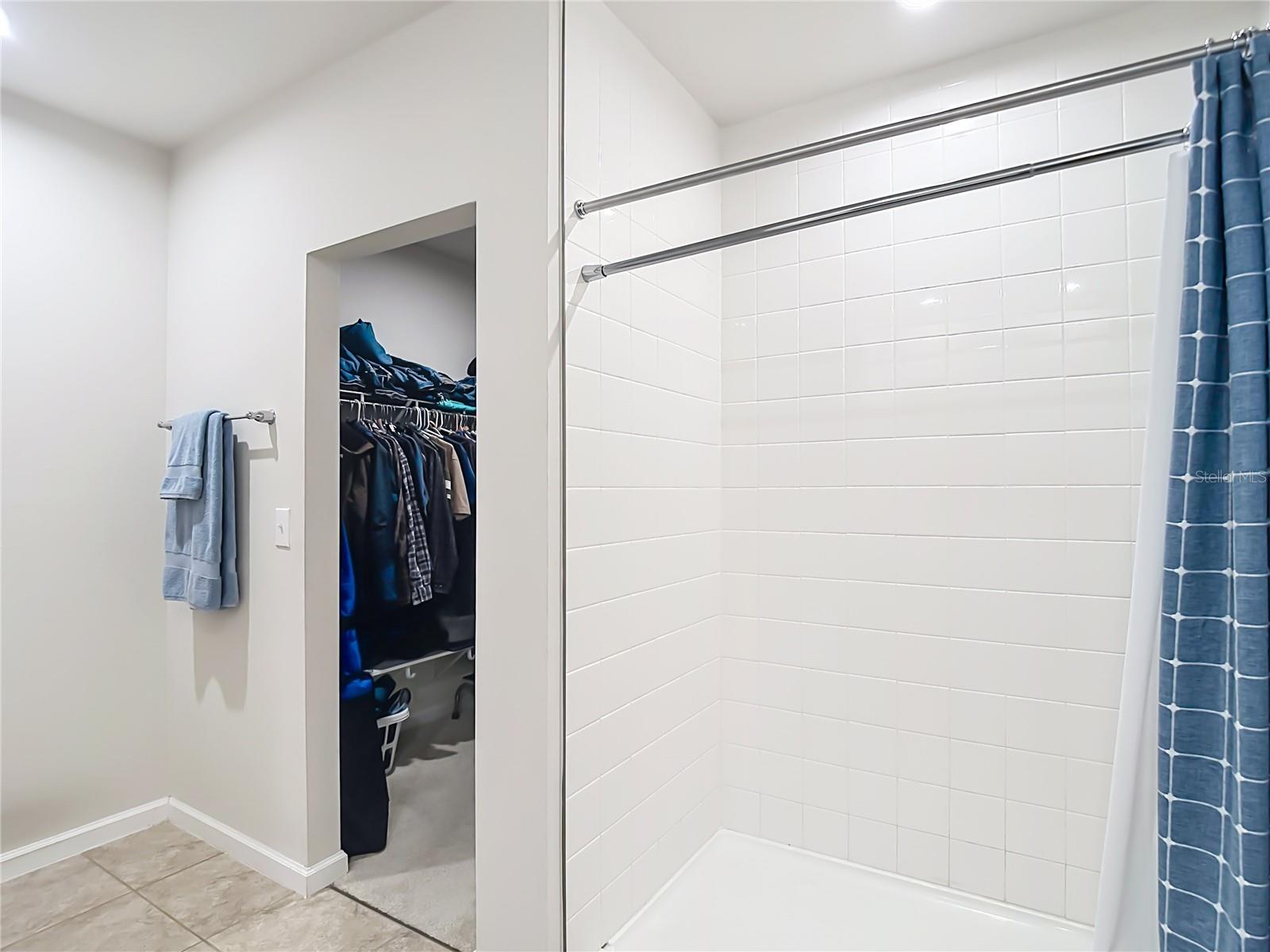 SUNCOAST LNDG PH 1 - Residential