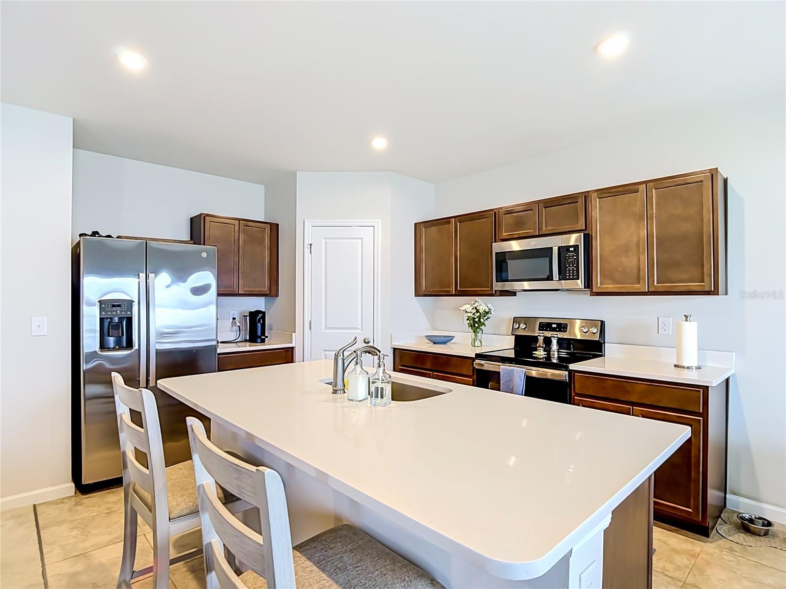 SUNCOAST LNDG PH 1 - Residential