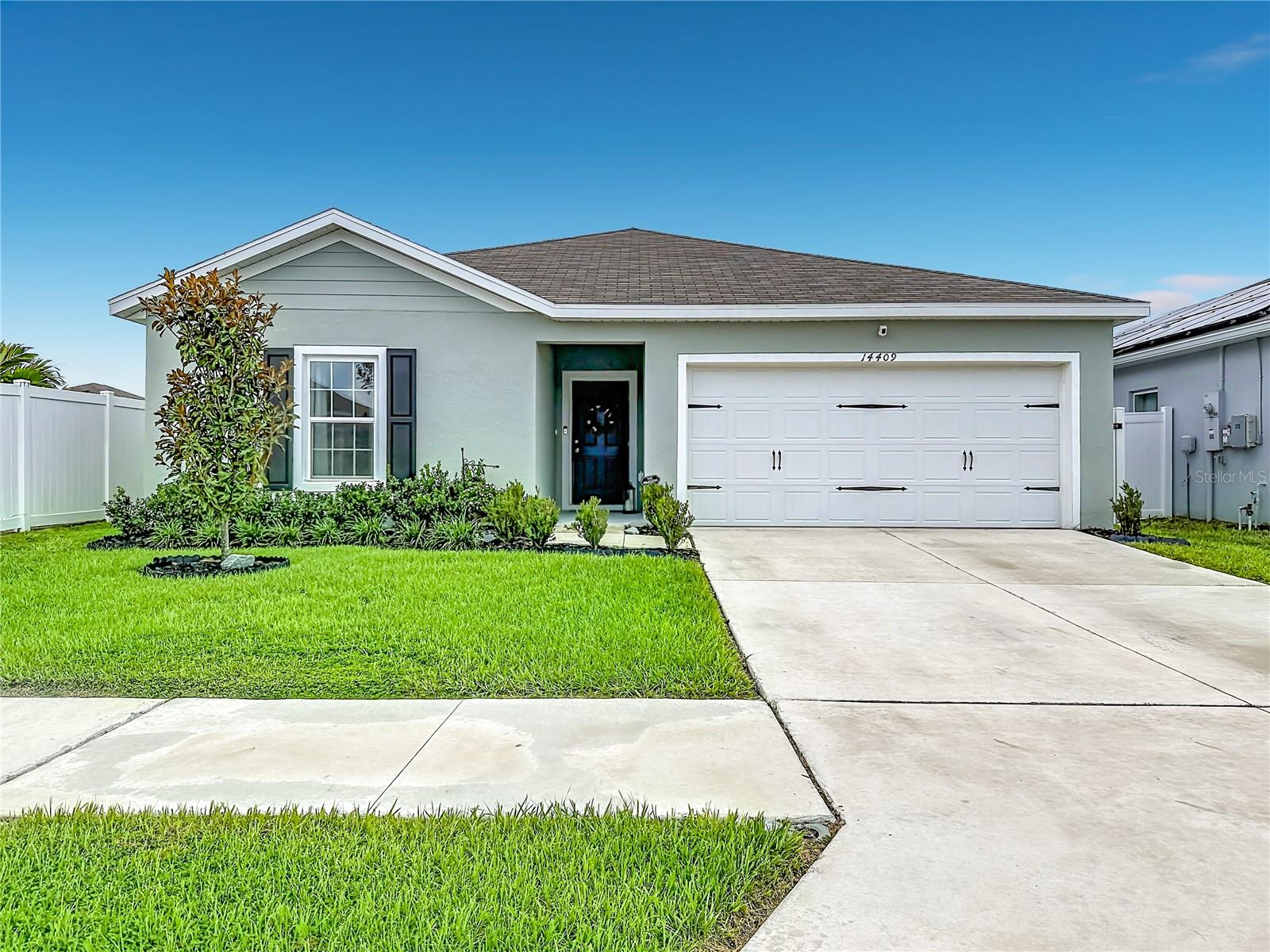 SUNCOAST LNDG PH 1 - Residential