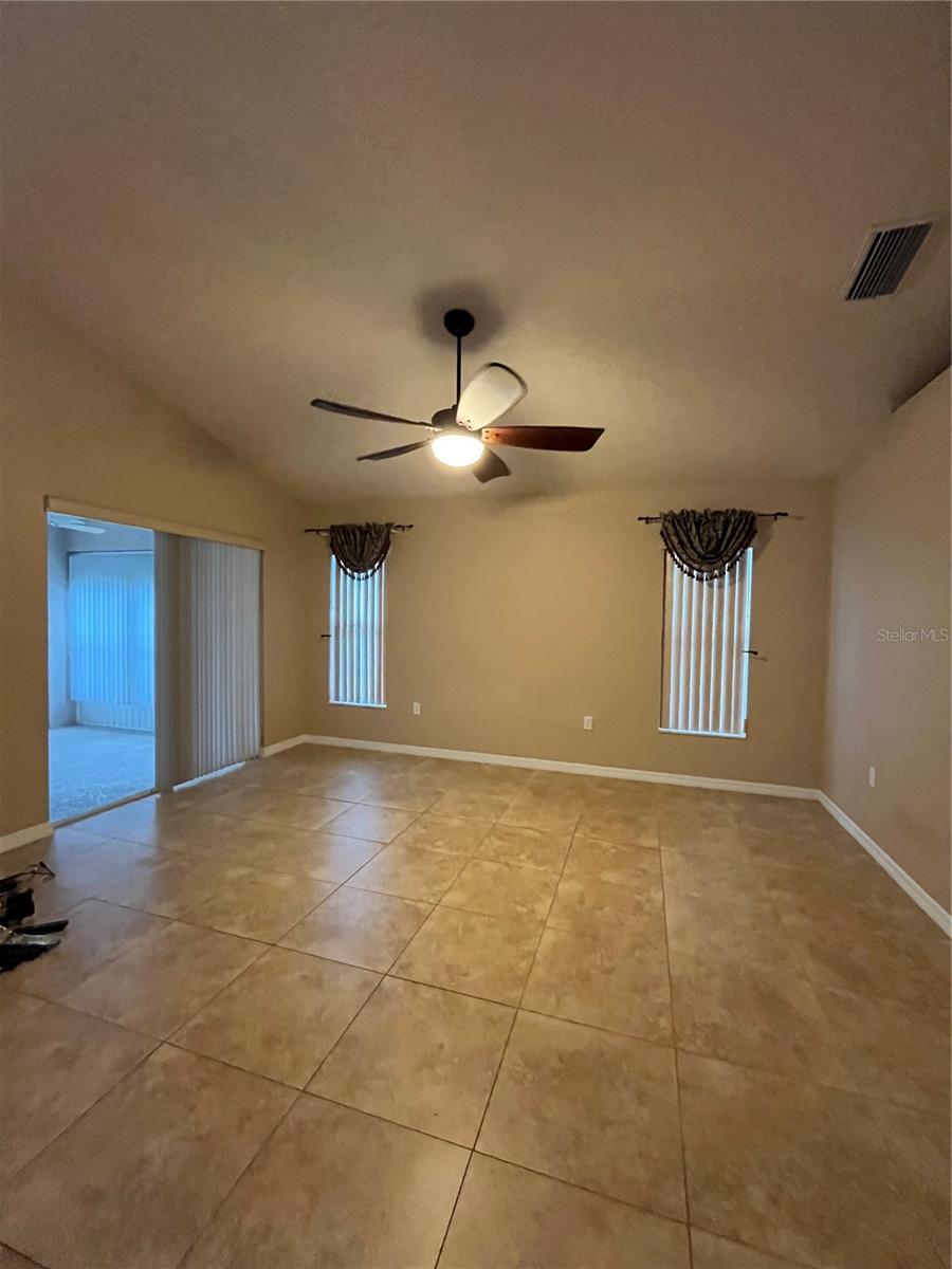 STONEY POINTE PH 01 - Residential