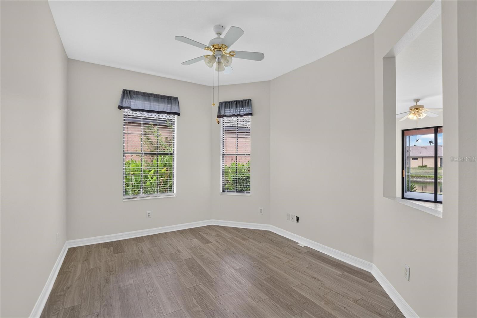 SOUTHSHORE FALLS PH 1 - Residential