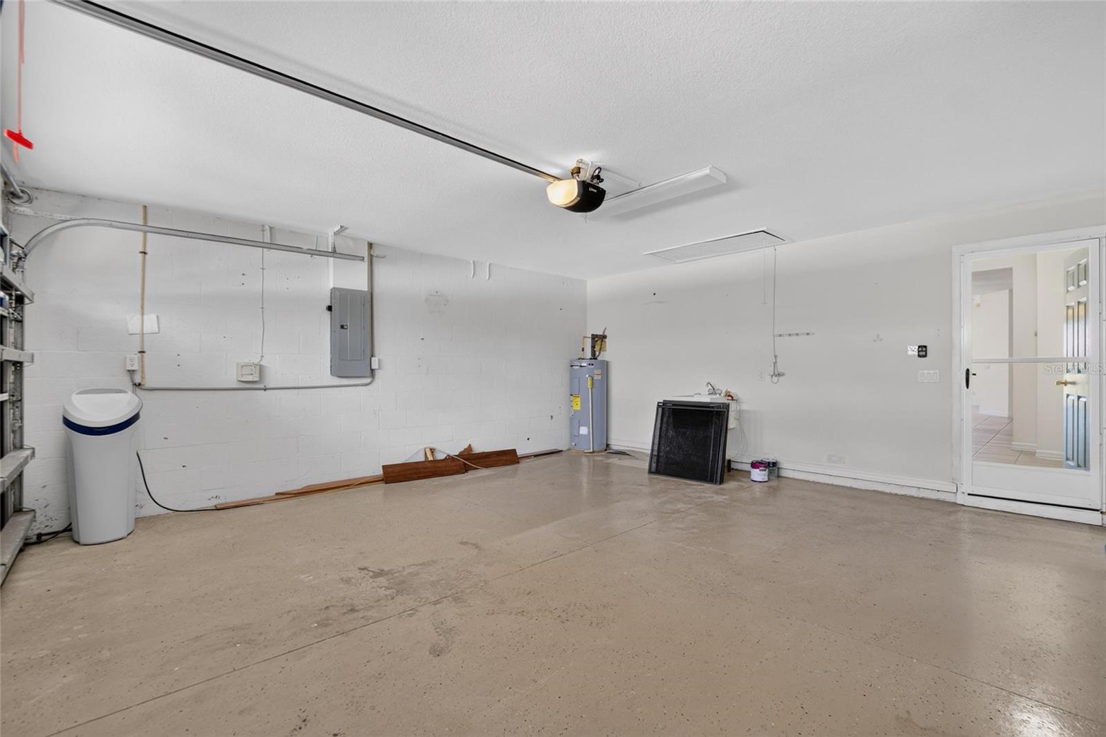 SOUTHSHORE FALLS PH 1 - Residential