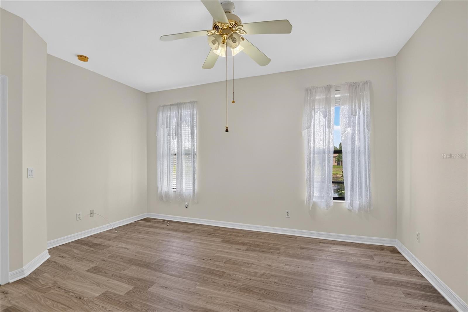 SOUTHSHORE FALLS PH 1 - Residential