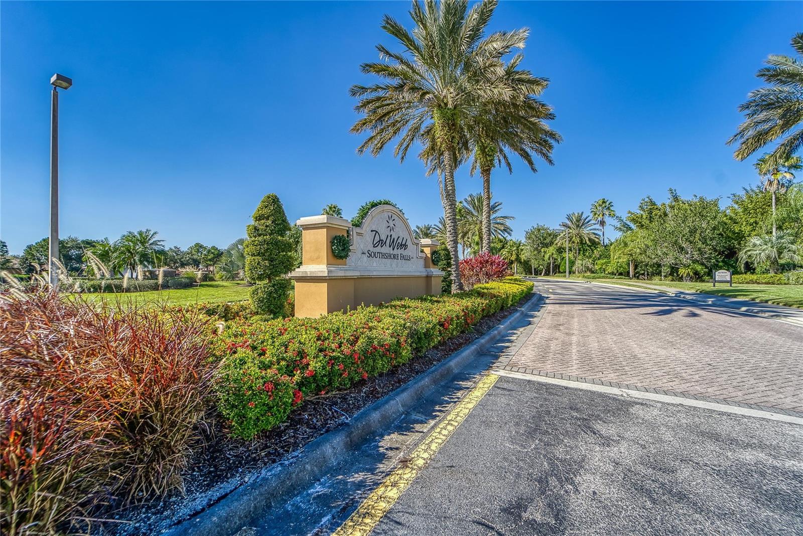 SOUTHSHORE FALLS PH 1 - Residential