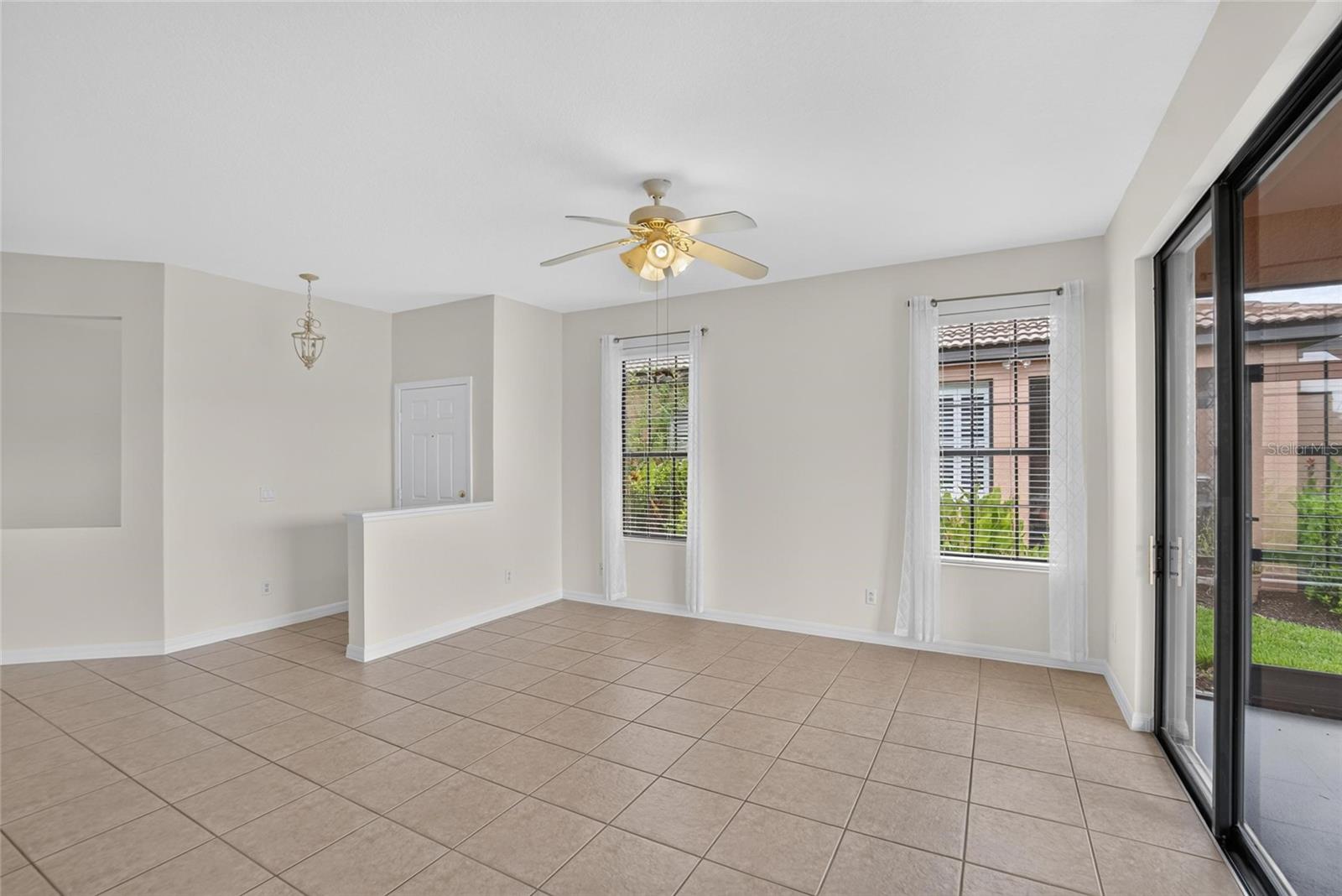 SOUTHSHORE FALLS PH 1 - Residential