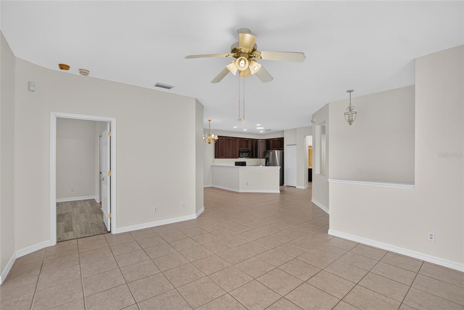 SOUTHSHORE FALLS PH 1 - Residential