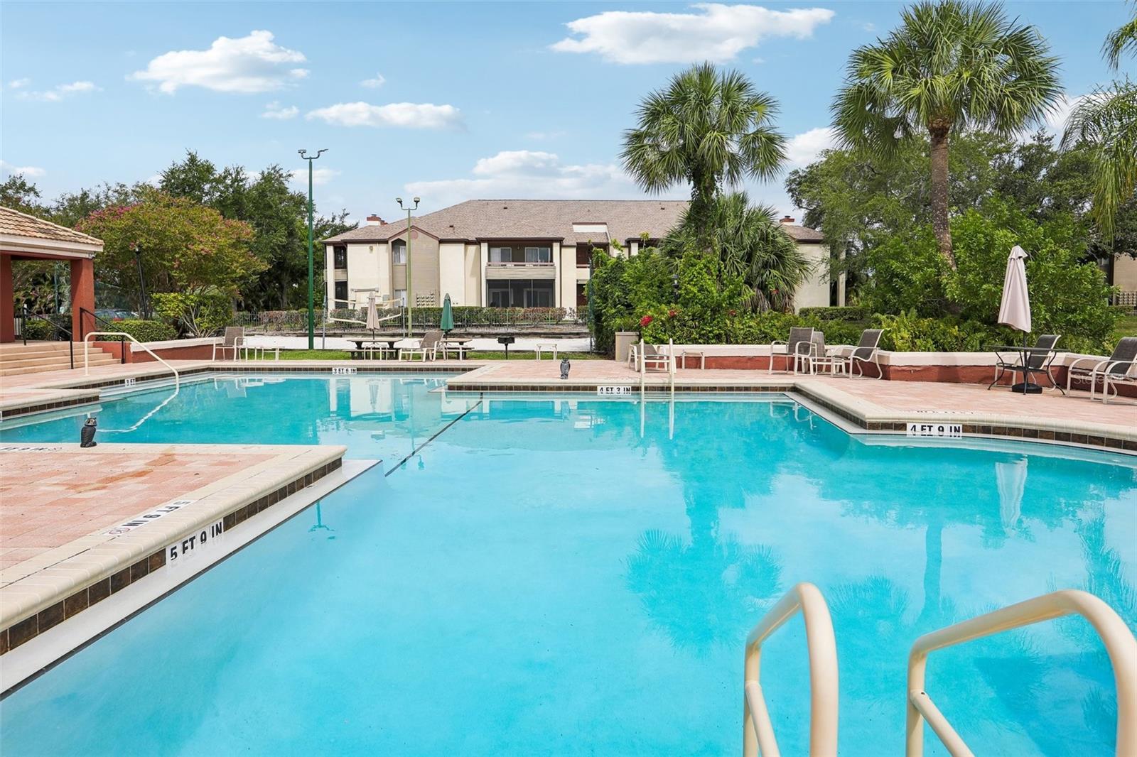 ITOPIA PRIVATE RESIDENCES CONDO - Residential