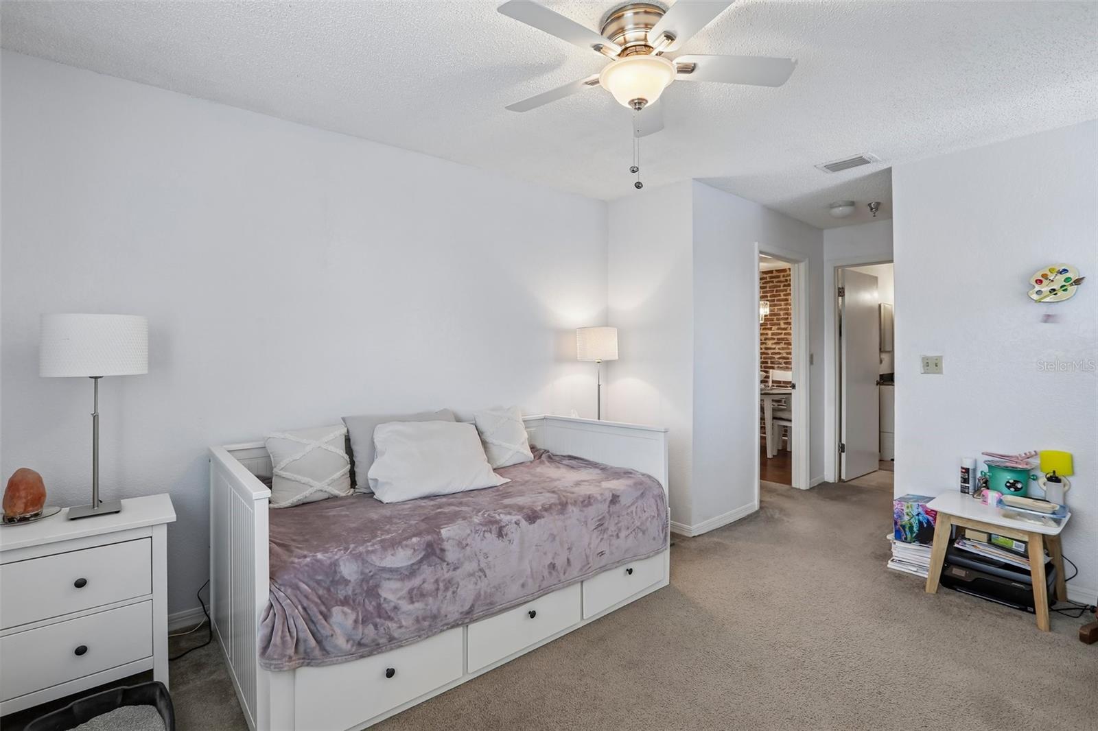 ITOPIA PRIVATE RESIDENCES CONDO - Residential