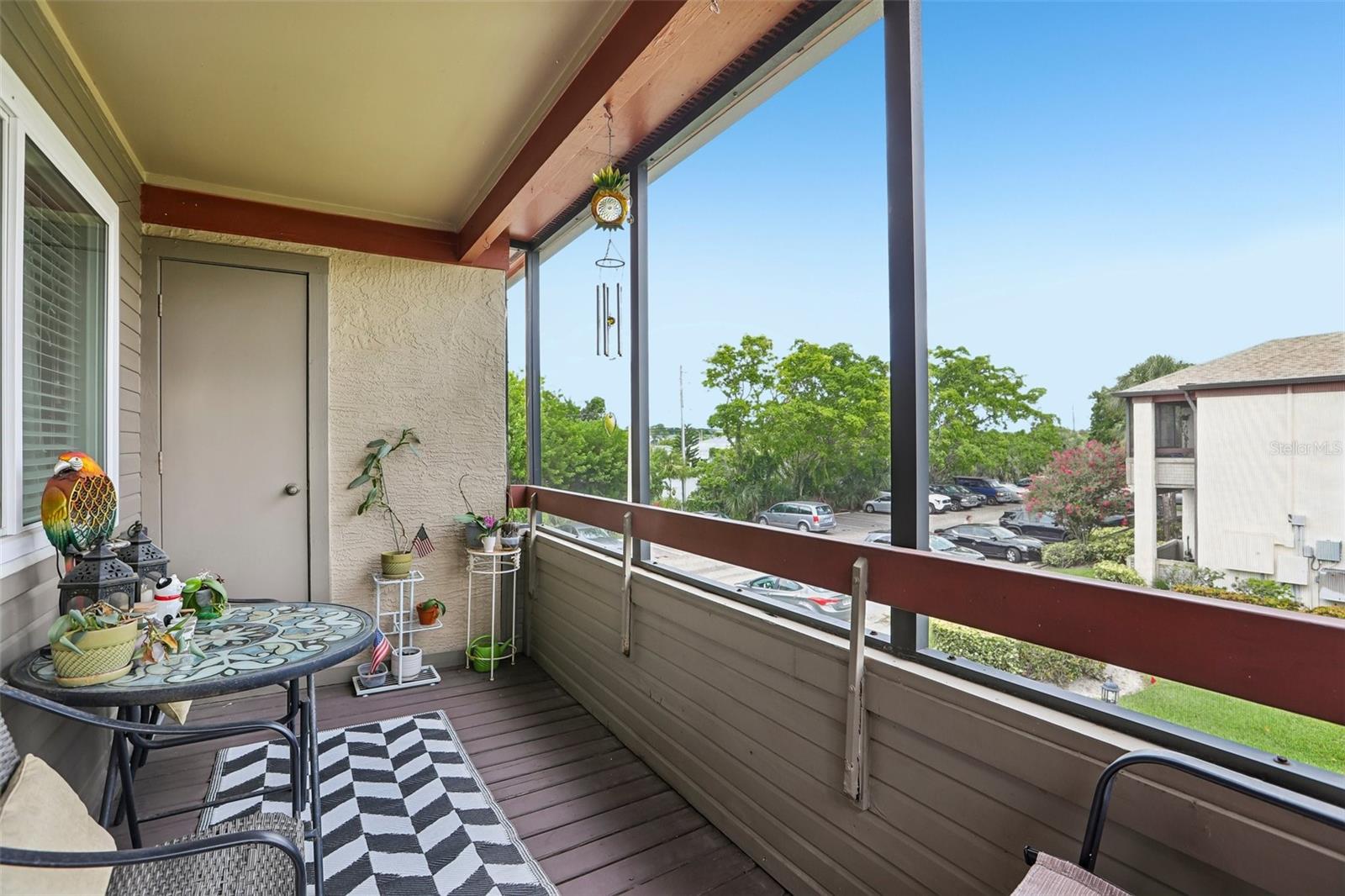 ITOPIA PRIVATE RESIDENCES CONDO - Residential