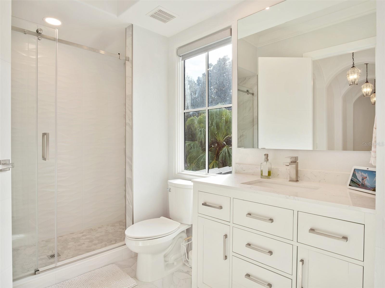 ISLEWORTH WEST - Residential