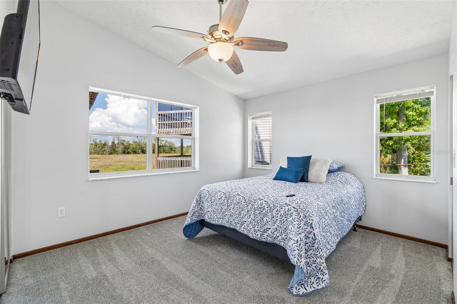 WEEKI WACHEE GARDENS ADD - Residential