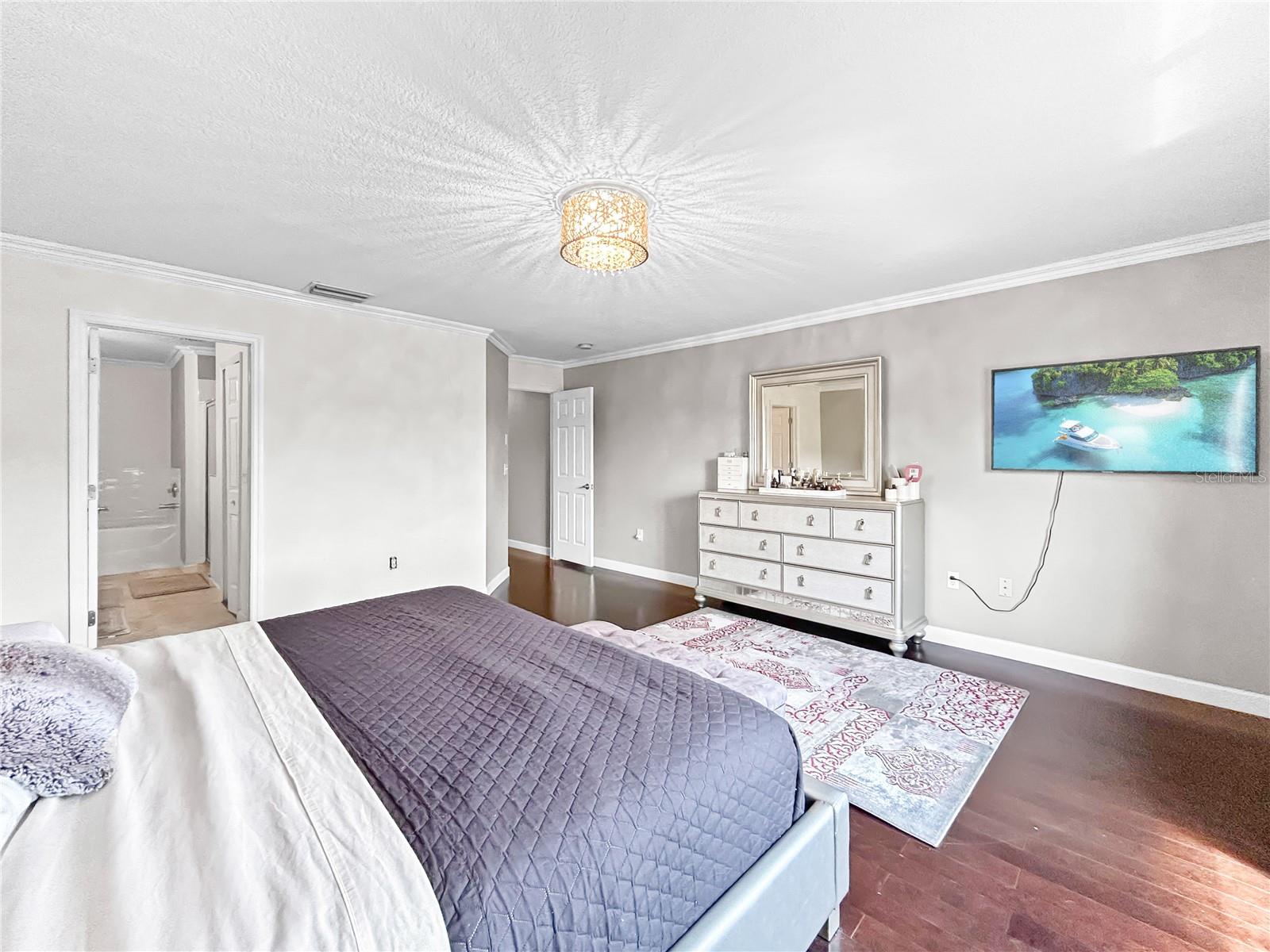 NASSAU POINTE TWNHOMES AT HERI - Residential